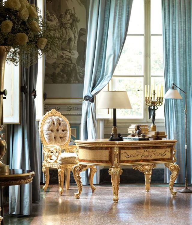 ban lam viec bo suu tap noi that versailles cua hang socci 3